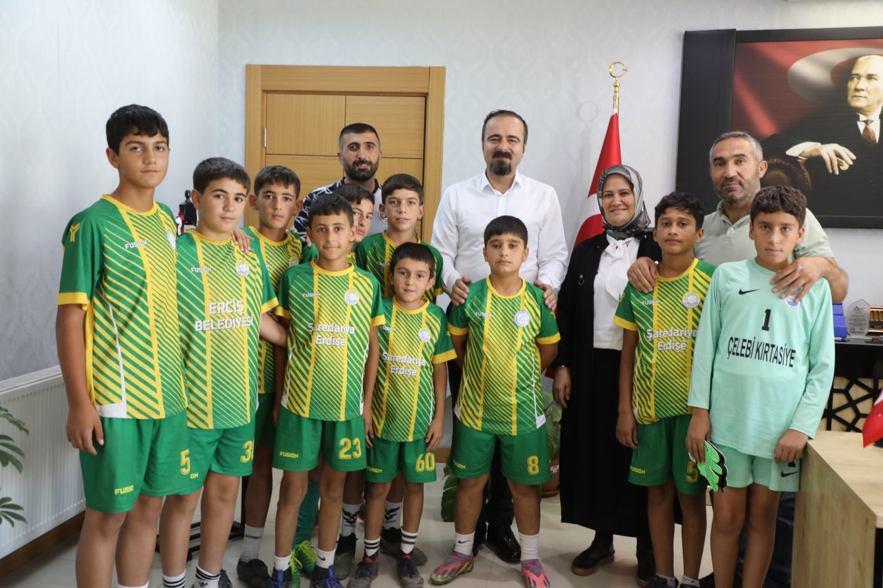 Yeşilkent Erciş Şaredariya Sporê ji hêla Şaredar Bilici ve Serdana Spasê