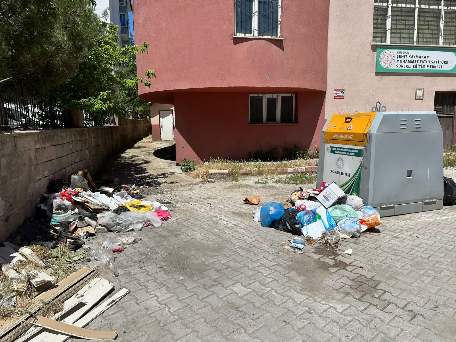 Erciş Belediyesi'nden Çevre Duyarlılığı Çağrısı