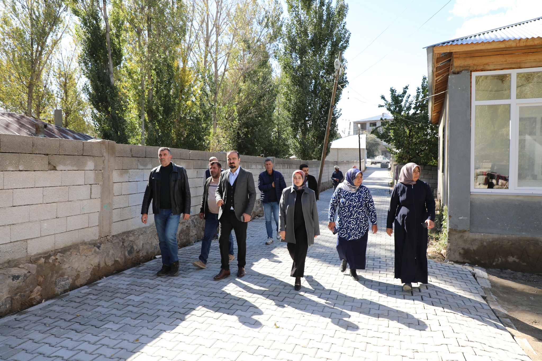 Eş Başkanlarımız Parke Çalışmalarını Yerinde İnceledi